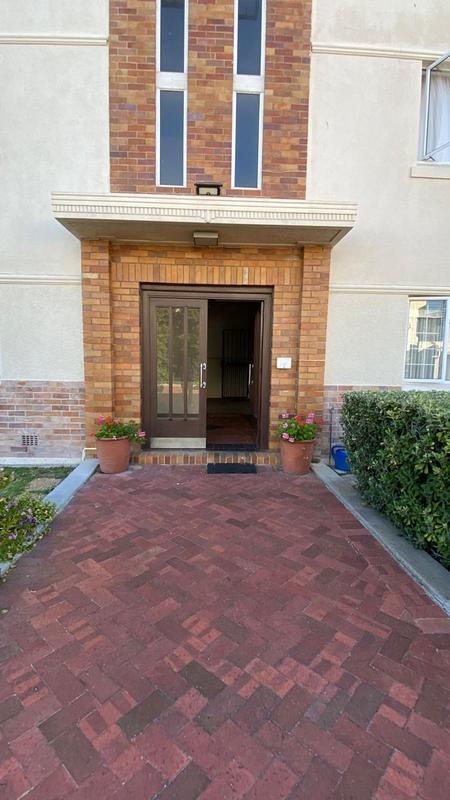 To Let 2 Bedroom Property for Rent in Fish Hoek Western Cape